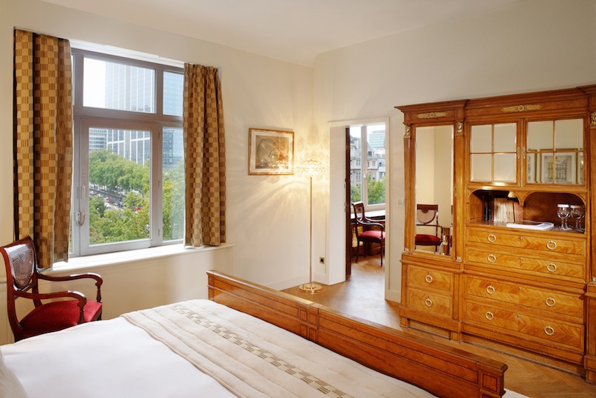 10 Century Rooms With A Retrospective View